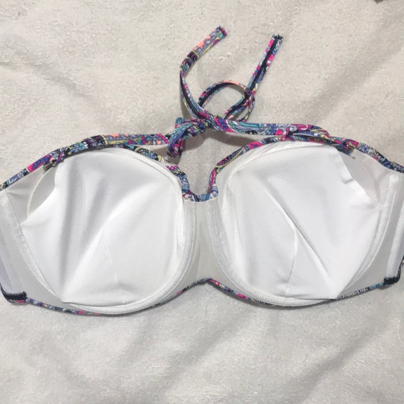 Full Coverage Bikini Top - Picture 2 of 3